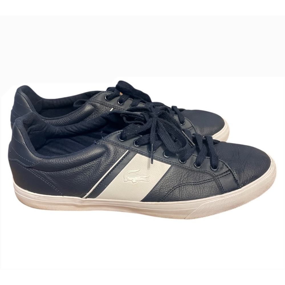 Lacoste Men's Fairlead Navy Leather Low Top Sneakers‎ Size 11